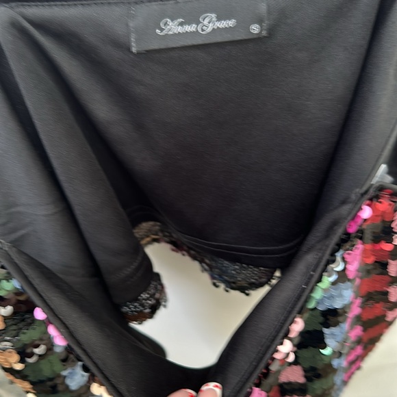 Anna Grace - Sequin top - NWOT - Picture 6 of 12